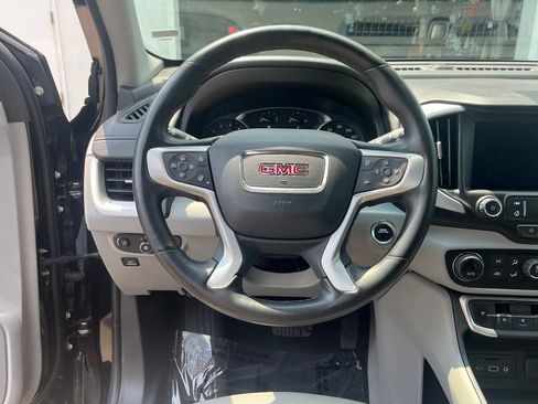 Used 2024 GMC Terrain SLT FWD image 14