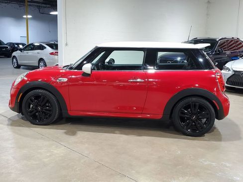 Used 2017 MINI Cooper S image 13