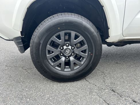 Used 2023 Toyota Tacoma SR5 image 12