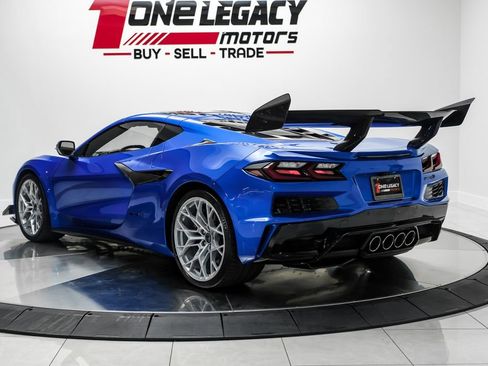 Used 2026 Chevrolet Corvette ZR1 w/ ZR1 Carbon Fiber Aero Package RWD image 13