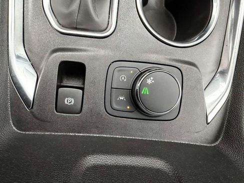 Certified 2023 Chevrolet Traverse LT image 23