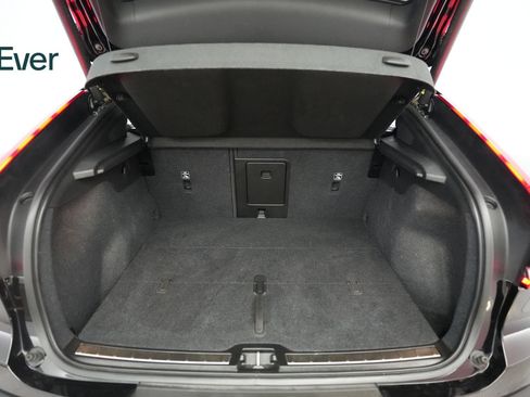 Used 2023 Volvo C40 P8 Recharge Ultimate AWD/4WD image 8
