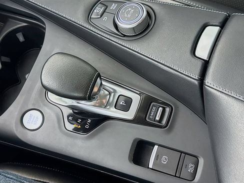 Used 2019 INFINITI QX50 Essential w/ Premium Heat Package FWD image 21