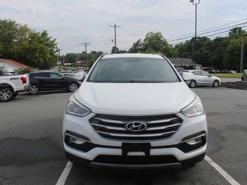 Used 2017 Hyundai Santa Fe Sport AWD/4WD image 2