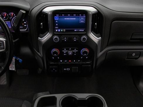 Used 2022 Chevrolet Silverado 3500 LT w/ Fleet Comfort Package image 22