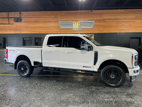 Used 2024 Ford F250 Lariat w/ Lariat Ultimate Package AWD/4WD image 1
