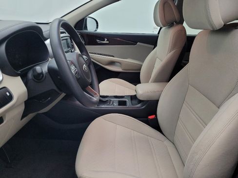 Used 2016 Kia Sorento LX image 17