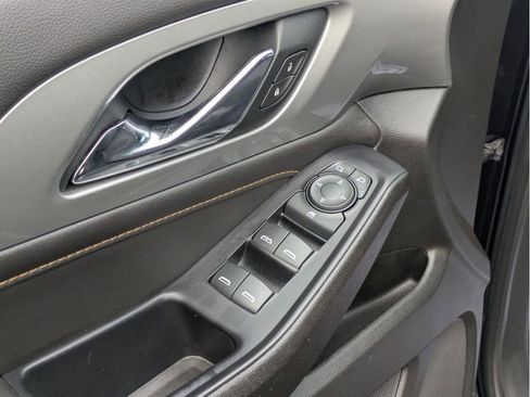 Certified 2020 Chevrolet Traverse LT w/ LPO, Cargo Package image 12