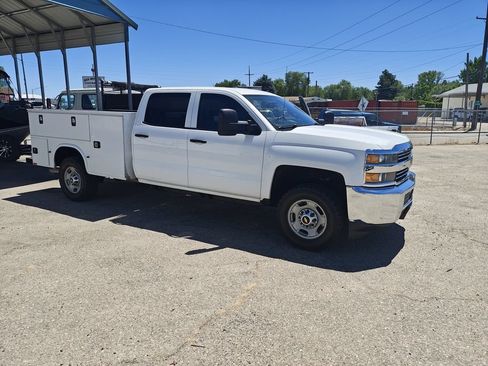 Used 2015 Chevrolet Silverado 2500 W/T AWD/4WD image 1