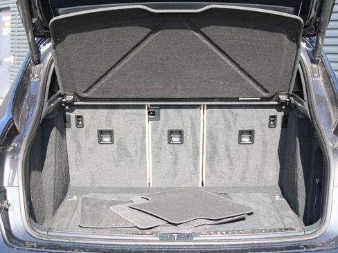 Used 2022 Porsche Macan S image 23