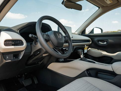 New 2026 Honda HR-V LX image 17