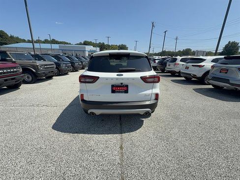 Certified 2025 Ford Escape Active w/ Active Premium Tech Pack AWD/4WD image 4
