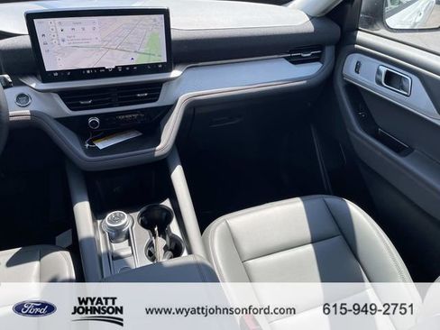 New 2026 Ford Explorer Active image 15