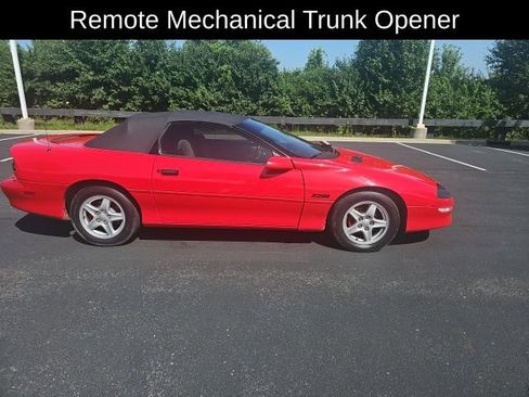 Used 1997 Chevrolet Camaro Z28 w/ Preferred Equipment Group 2 RWD image 5