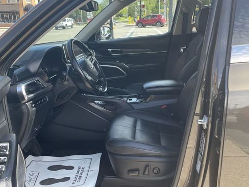 Used 2021 Kia Telluride EX w/ EX Premium Package FWD image 7