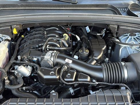 Used 2025 Jeep Grand Cherokee Altitude image 29