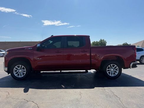 Used 2021 Chevrolet Silverado 1500 LT w/ Z71 Off-Road Package AWD/4WD image 17