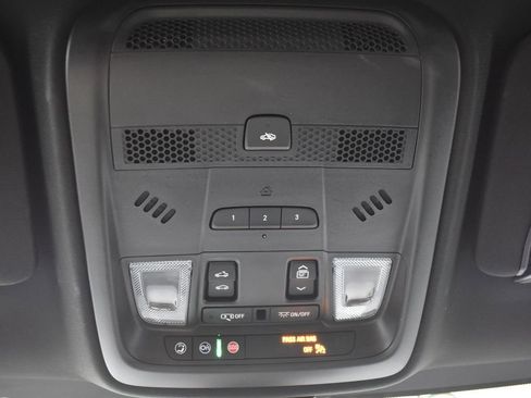 Certified 2024 Cadillac XT5 Premium Luxury w/ LPO, Floor Liner Package image 20