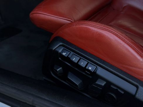 Used 2017 BMW M6 Coupe image 27