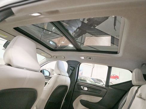 New 2026 Volvo XC40 B5 Plus w/ Climate Package image 15