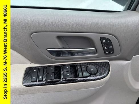 Used 2013 Chevrolet Avalanche LT AWD/4WD image 26