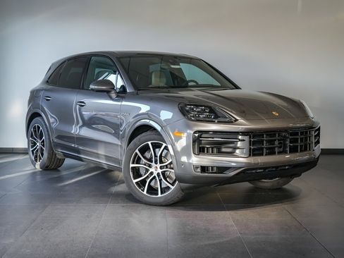 New 2026 Porsche Cayenne E-Hybrid image 9