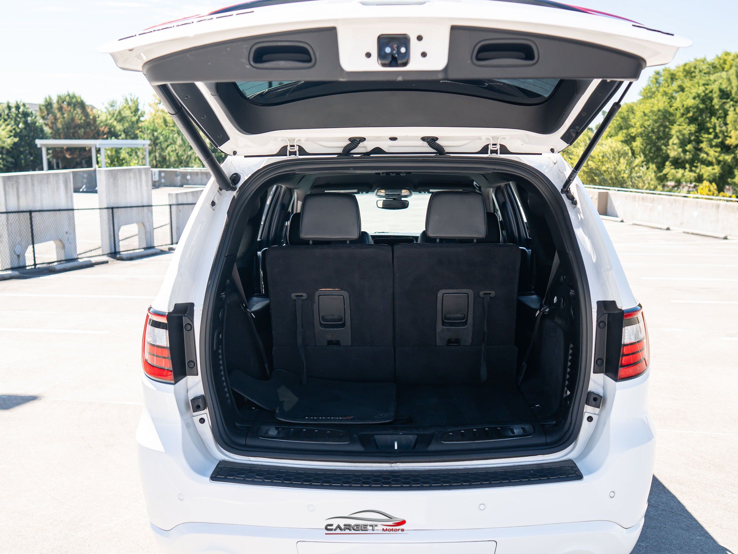 Used 2021 Dodge Durango R/T w/ Blacktop Package RWD image 44