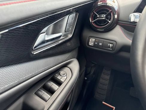 Used 2024 Chevrolet Blazer EV RS AWD/4WD image 20
