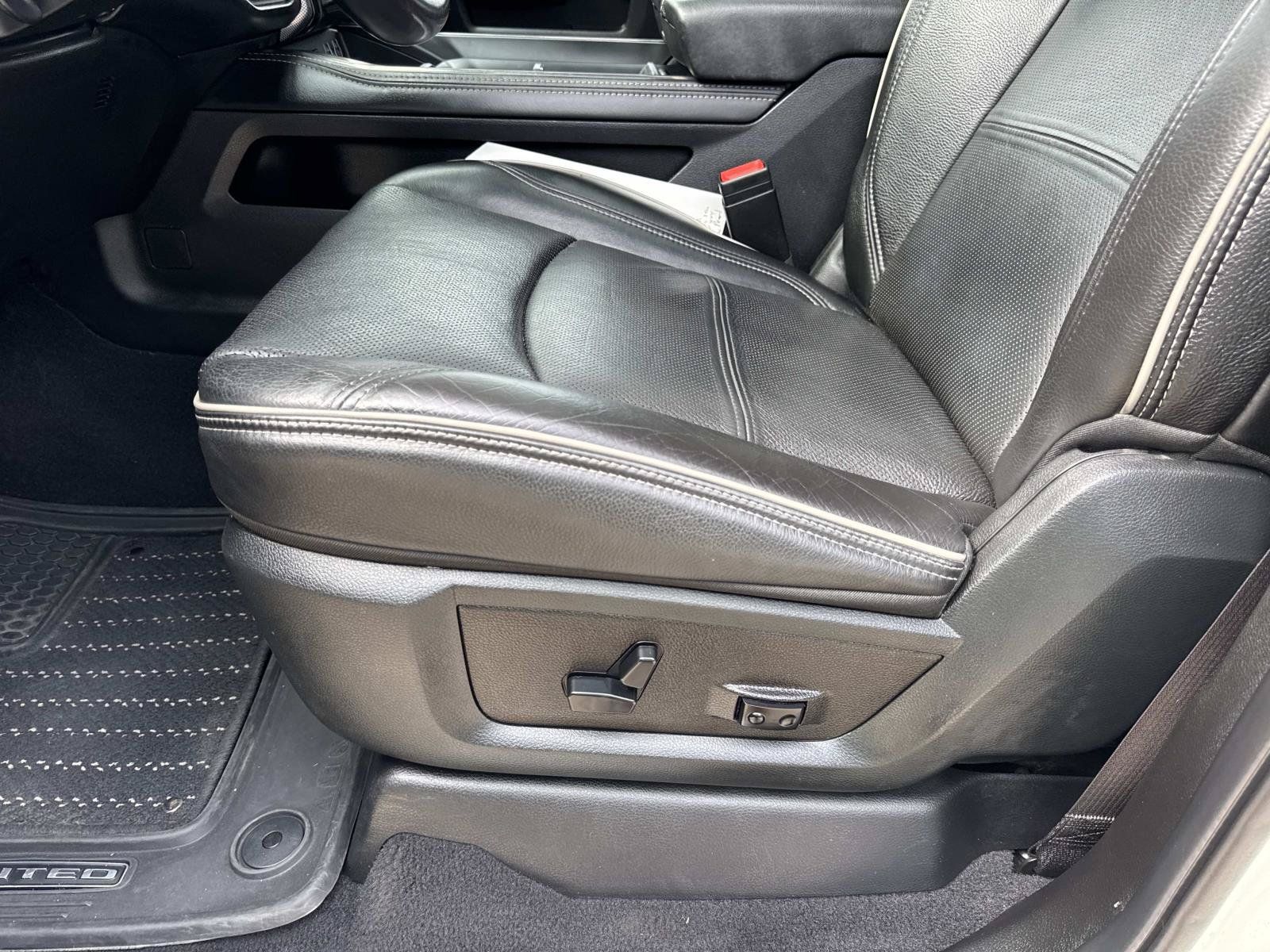 Used 2019 RAM 3500 Limited AWD/4WD image 16