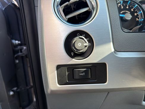 Used 2012 Ford F150 Platinum AWD/4WD image 28