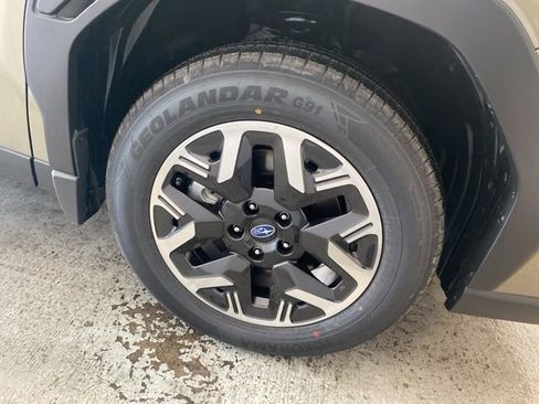 Certified 2025 Subaru Forester Premium image 5