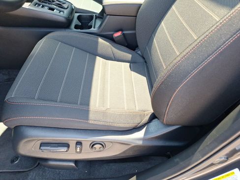 Used 2025 Honda CR-V Sport image 16