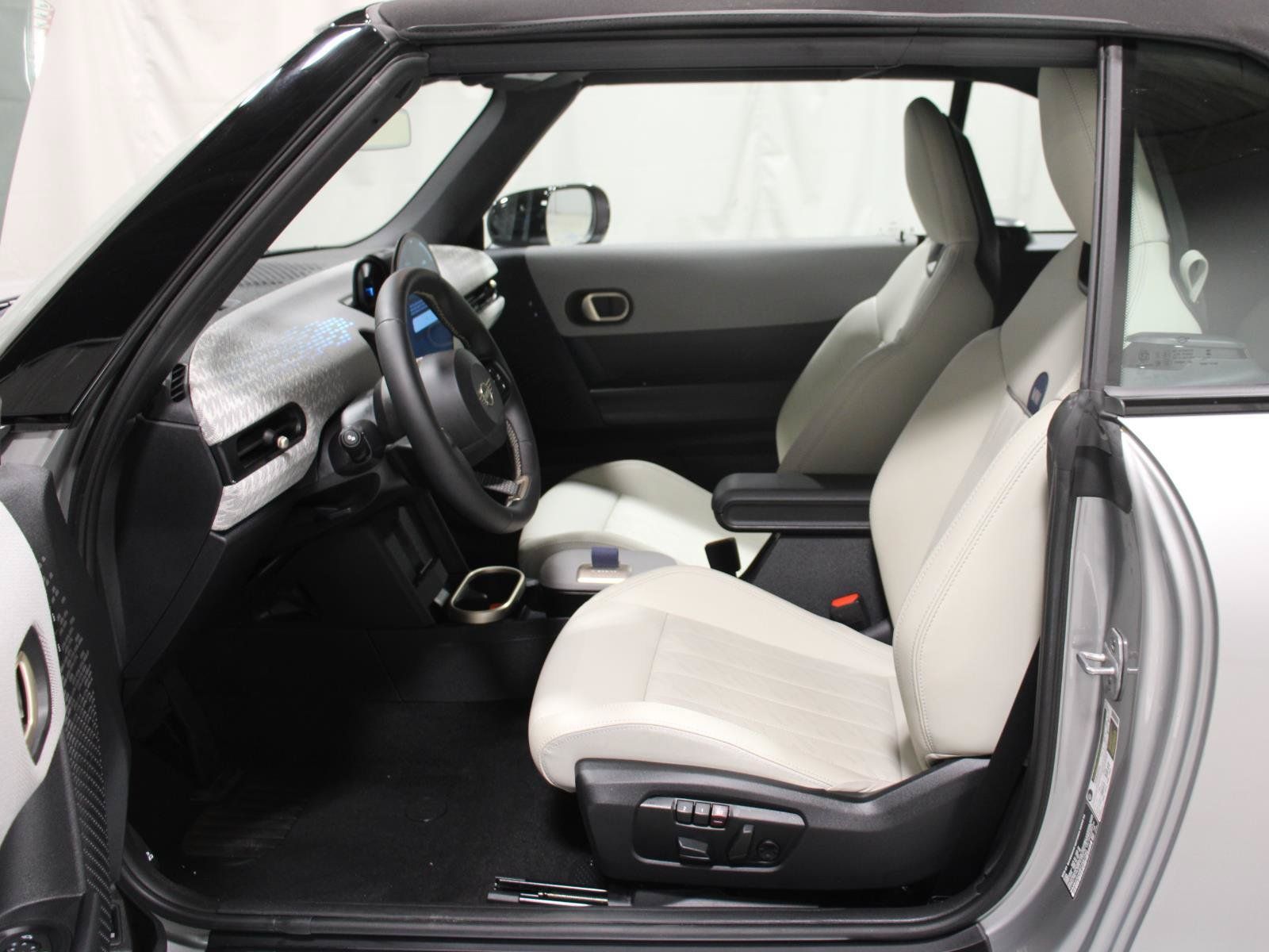 Used 2026 MINI Cooper S FWD image 2