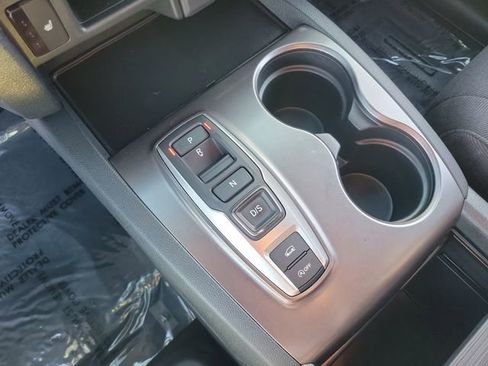 Certified 2022 Honda Pilot Sport image 30