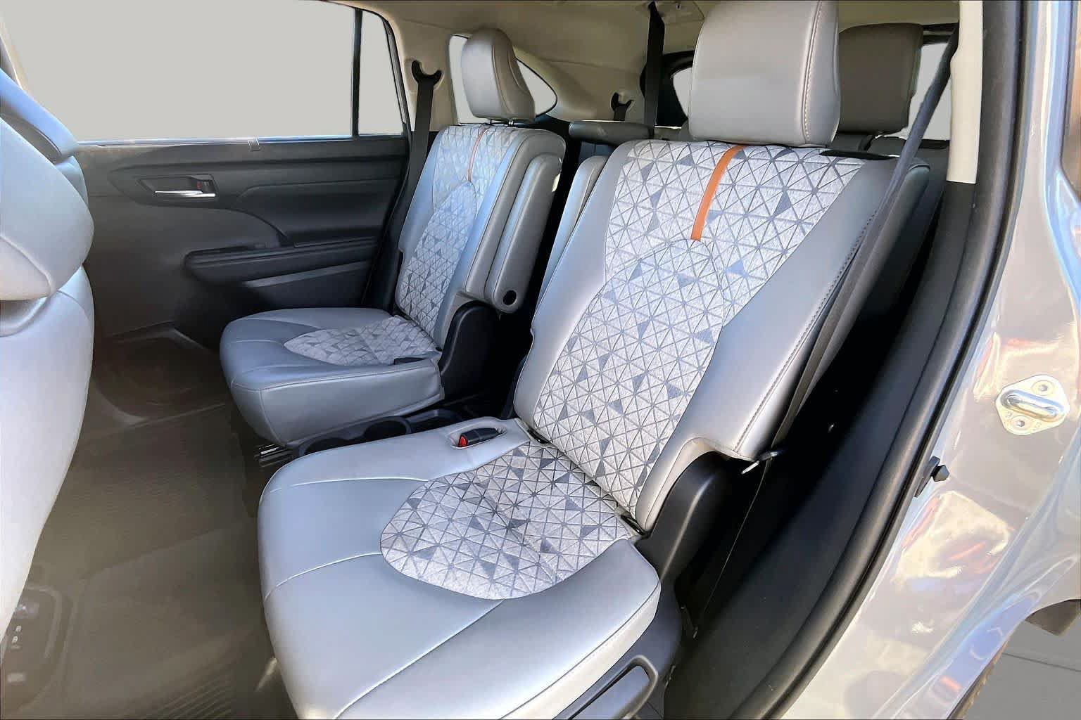 Certified 2022 Toyota Highlander Bronze Edition AWD/4WD image 20