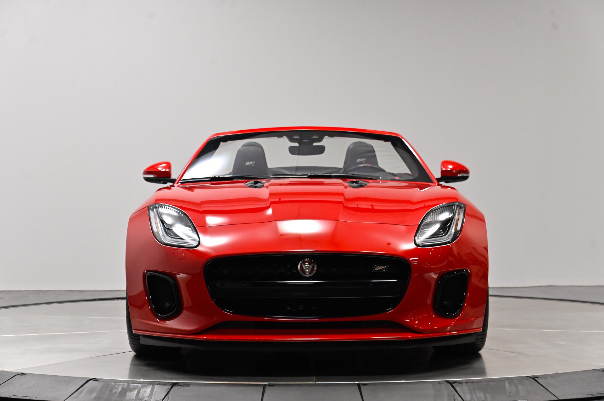 Used 2020 Jaguar F-TYPE Convertible RWD image 26