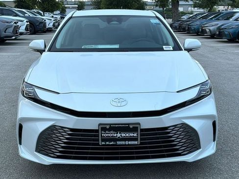 New 2026 Toyota Camry XLE FWD image 2