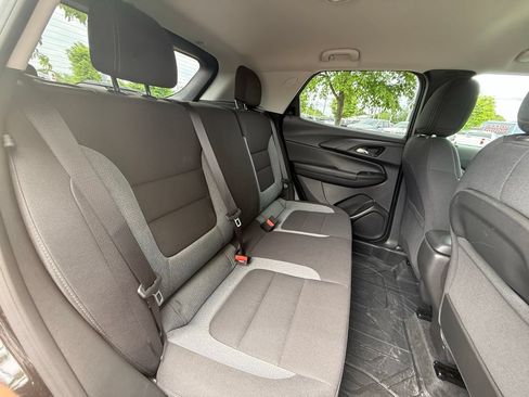 Used 2026 Chevrolet TrailBlazer LT w/ LT Cold Weather Package FWD image 23