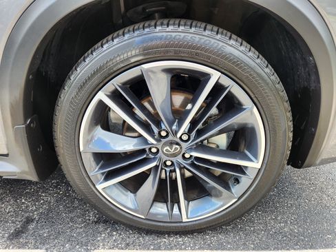 Certified 2025 INFINITI QX55 Luxe w/ Accent Package AWD/4WD image 7