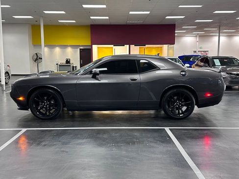 Used 2017 Dodge Challenger SXT w/ Blacktop Package image 3