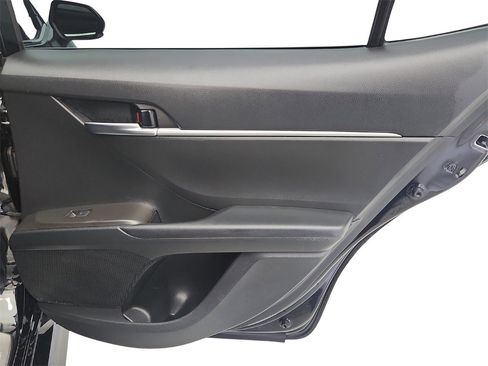 Used 2023 Toyota Camry SE image 26