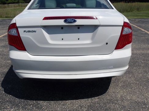 Used 2012 Ford Fusion S image 32