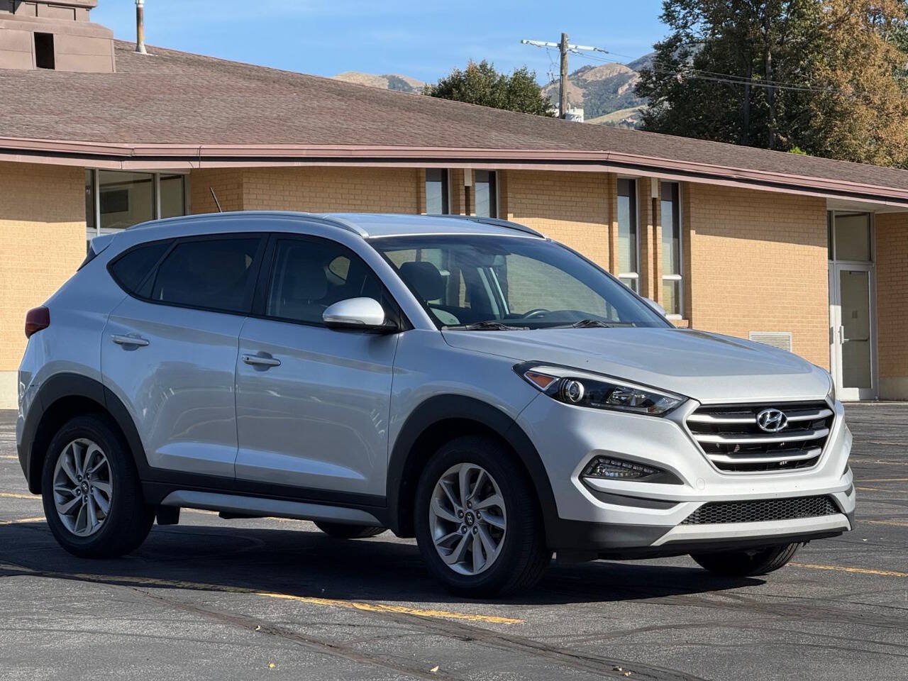 Used 2017 Hyundai Tucson Sport FWD image 7