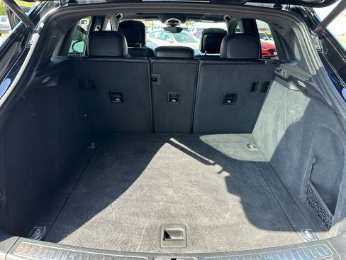 Used 2017 Porsche Macan image 16