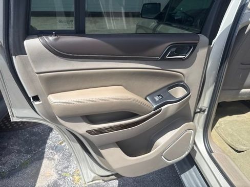 Used 2016 GMC Yukon SLE RWD image 31