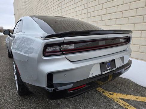 Used 2024 Dodge Charger R/T Scat Pack w/ Plus Group image 16