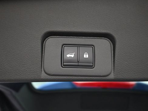 Used 2021 Nissan Rogue Platinum AWD/4WD image 35