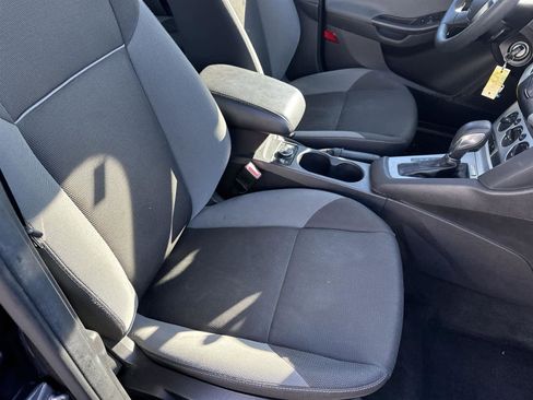 Used 2012 Ford Focus SE image 17