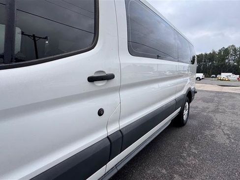 Used 2016 Ford Transit 350 XLT RWD image 10