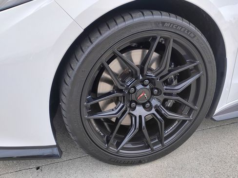 Used 2024 Chevrolet Corvette Z06 w/ Battery Protection Package image 17